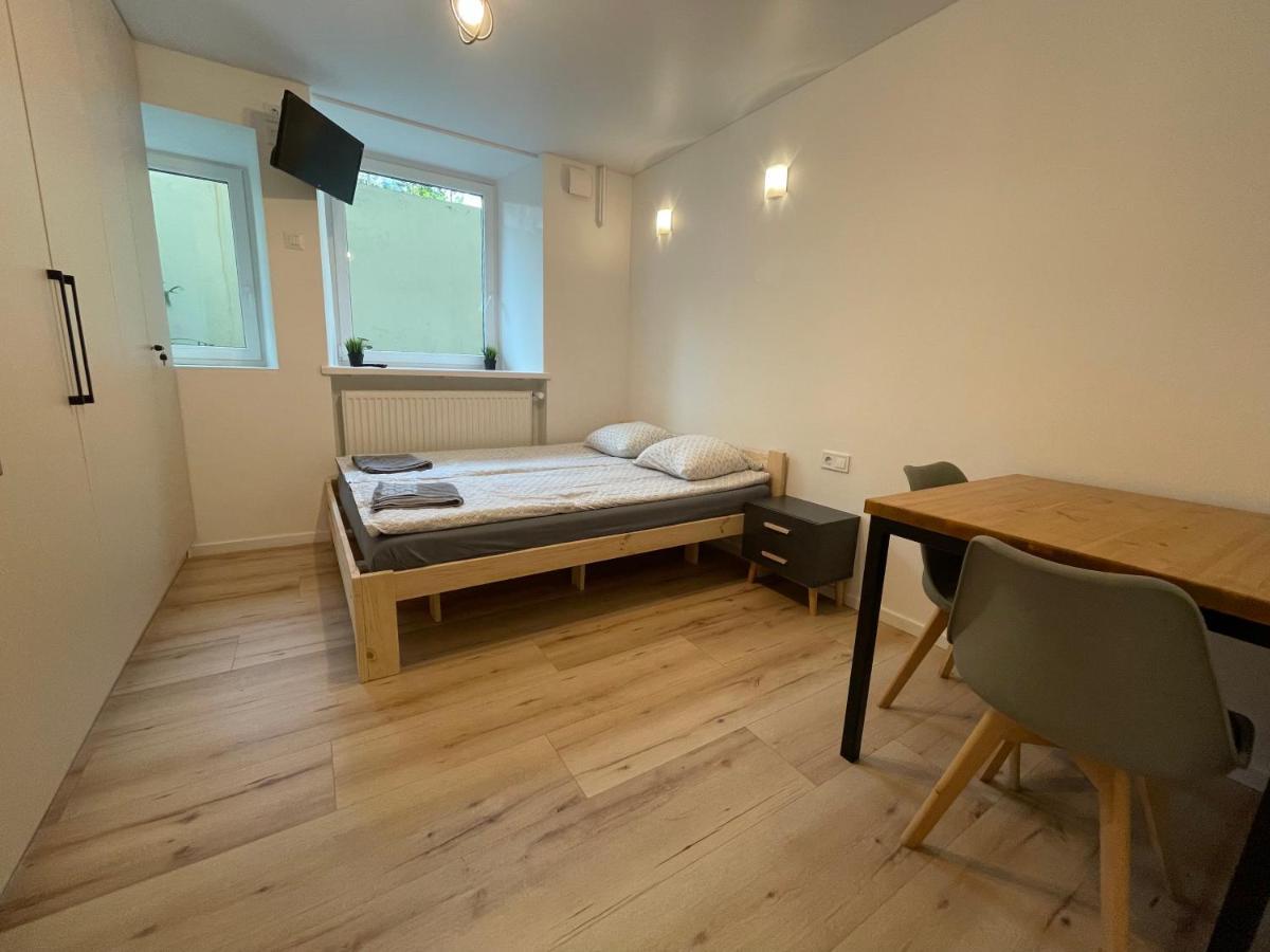 Modern Guest House In City Center I Room 3 VNO Kültér fotó